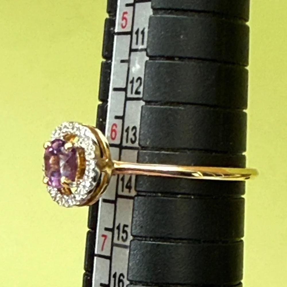 New 18K Gold Natural Amethyst and Natural Diamonds Ring in box with Certificate